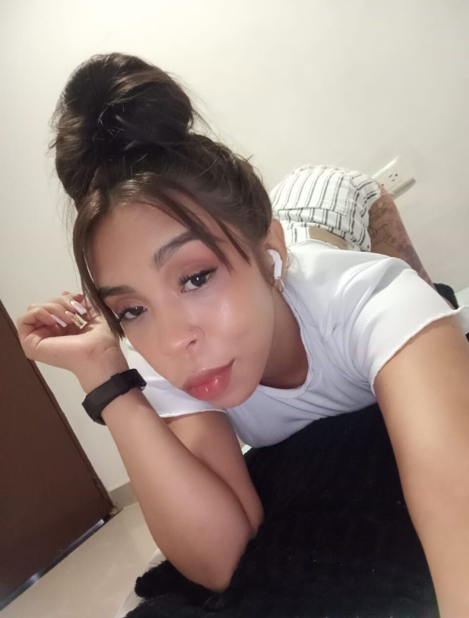 Anahis - Chica escort prepago en Medellin #6